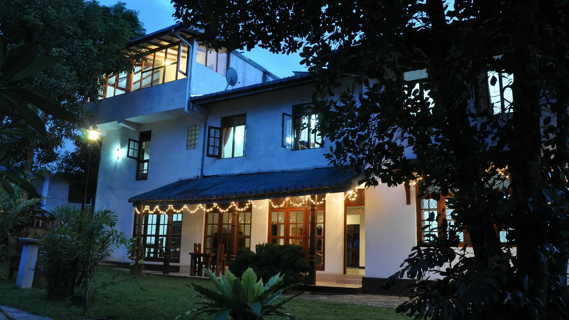 Homestay Garden Rest Kandy Otel